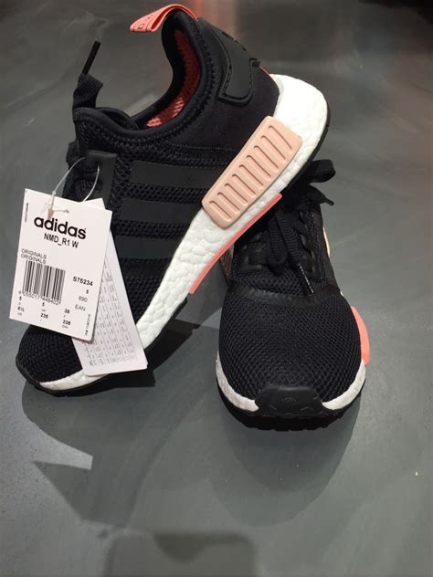 adidas pink and black nmd